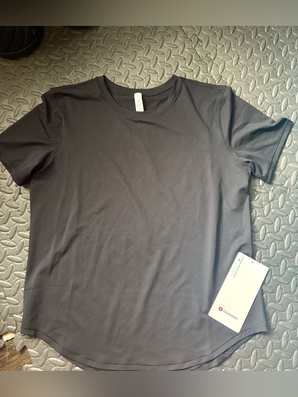 Lululemon Run and Train Tee NWT